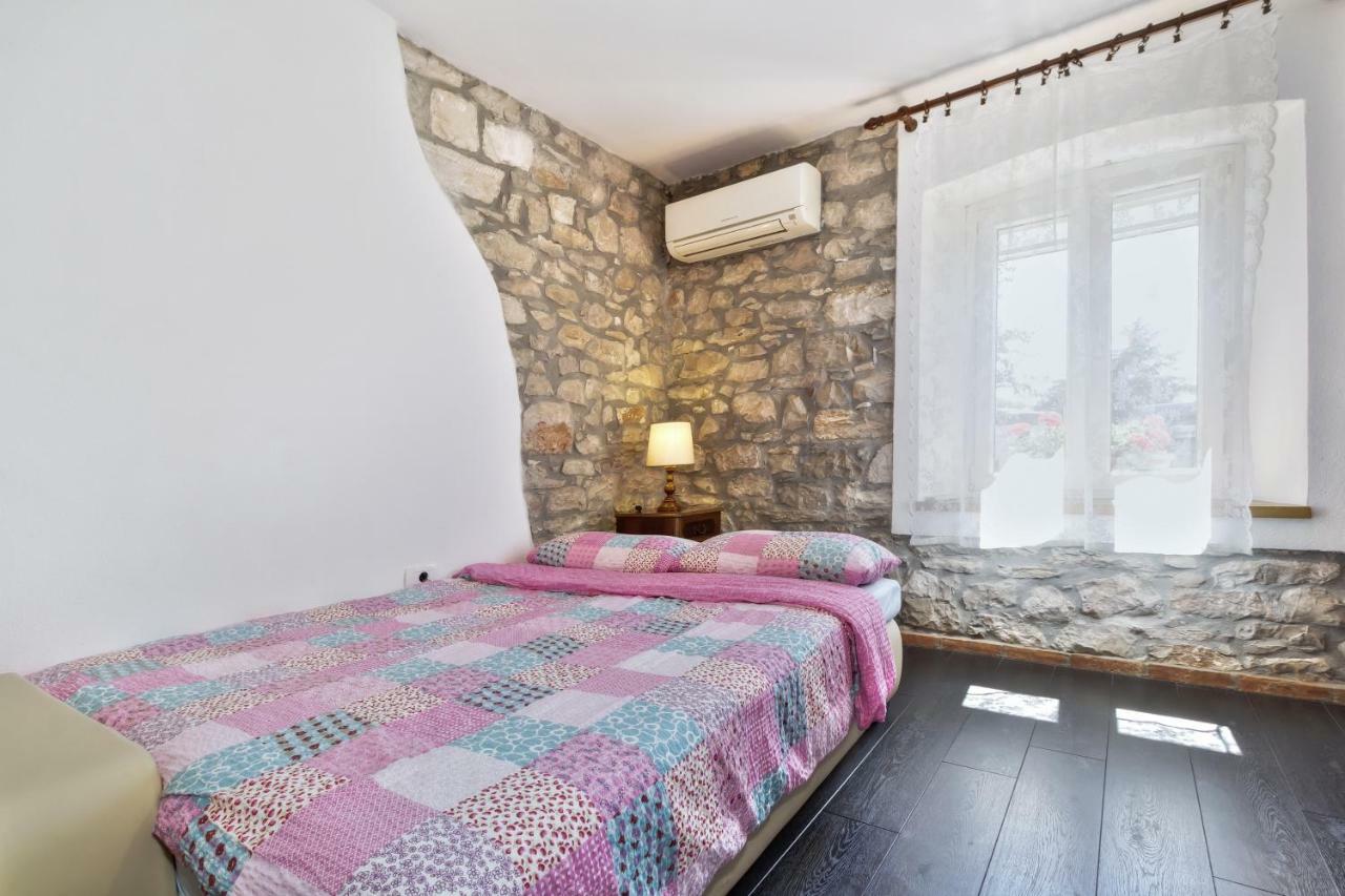 Apartmani Anna Umag Exteriör bild